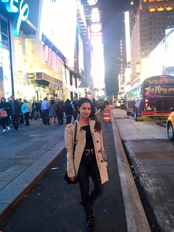 time square ootd new york nyc